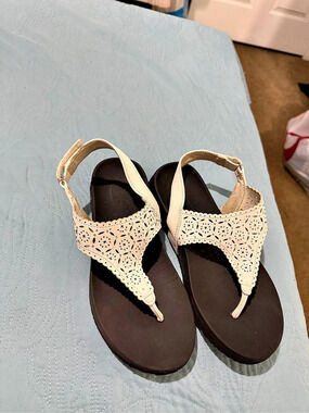 Skechers Cali Arch Fit Meditation - Hidden Gems Sandals Brown & Beige